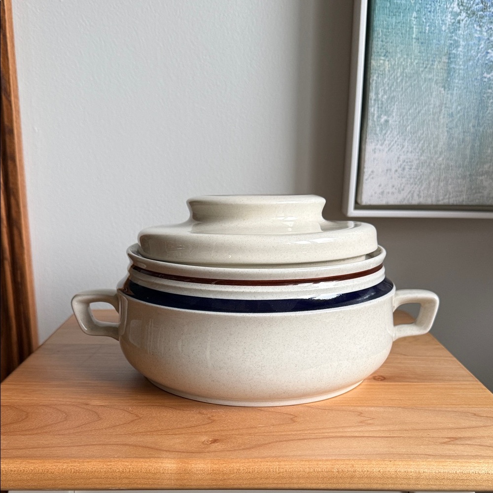 Vintage Contemporary Chateau Stoneware Lidded Crock Made in Japan Blue & Cream